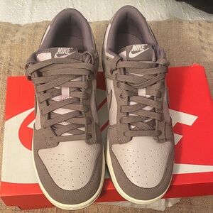 Nike Men's Gray Dunks
